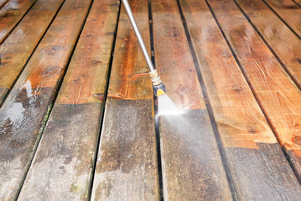 Garage Pressure Washing in Clearwater, FL